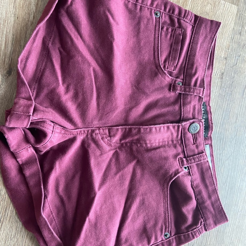 Maroon Aeropostale High Waisted shorts